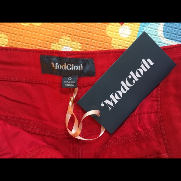 NWT red ModCloth shorts - Picture 5 of 6